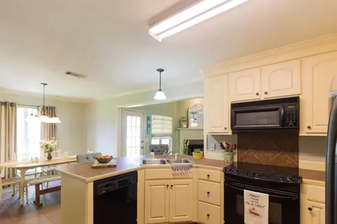 403 Fenway Dr, Brandon, MS 39047 photo 9