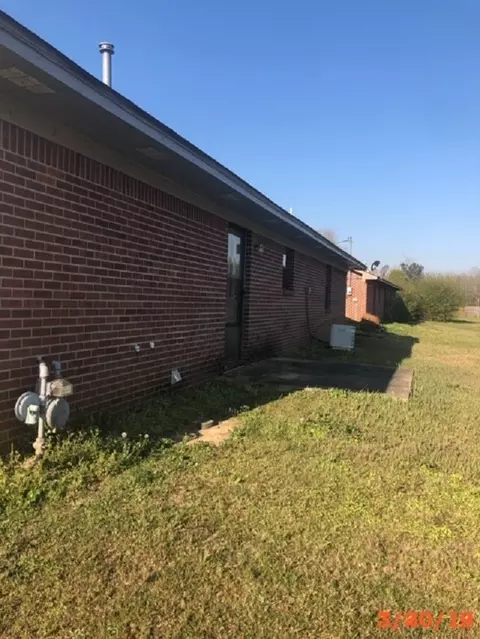 412 Graves St, Forest, MS 39074 photo 4