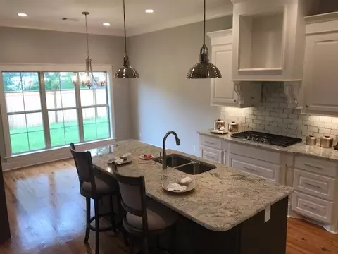 1101 Cherry Ln, Brandon, MS 39042 photo 1