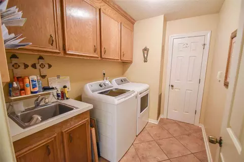 460 Powell Cv, Byram, MS 39272 photo 16