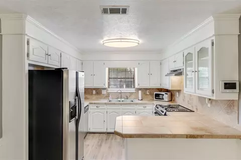 10 Riverview Cv, Byram, MS 39272 photo 10