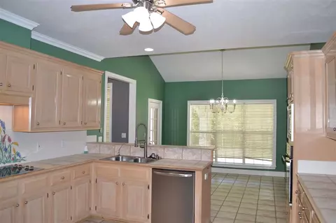 120 Silvertree Xing, Madison, MS 39110 photo 14