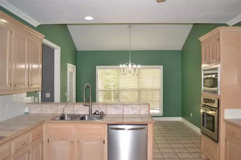 120 Silvertree Xing, Madison, MS 39110 photo 15