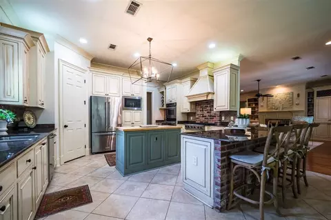 541 Silverstone Dr, Madison, MS 39110 photo 10