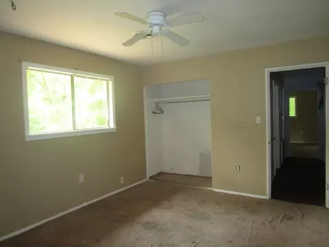 3221 Woodview Dr, Jackson, MS 39212 photo 4