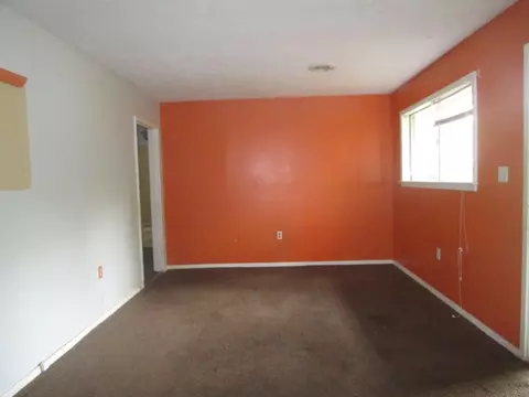 3221 Woodview Dr, Jackson, MS 39212 photo 2