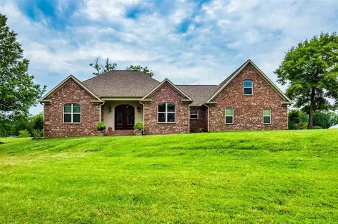 1325 Tara Ln, Terry, MS 39170 photo 4