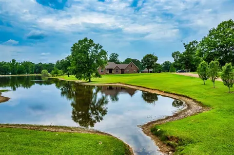 1325 Tara Ln, Terry, MS 39170 photo 1