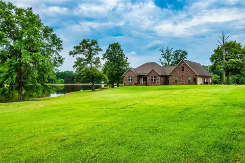 1325 Tara Ln, Terry, MS 39170 photo 2