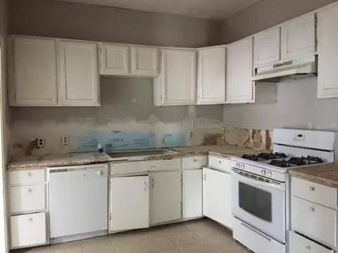 381 E Mayes St, Jackson, MS 39206 photo 3