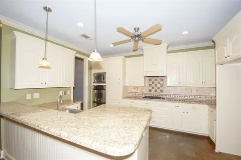 248 E Pinebrook Dr, Brandon, MS 39047 photo 13