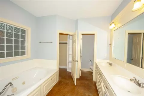 248 E Pinebrook Dr, Brandon, MS 39047 photo 16