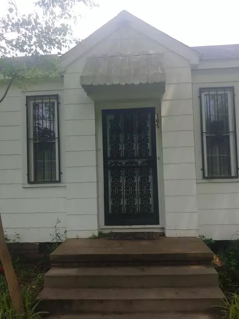 165 E Semmes St, Canton, MS 39046 photo 2