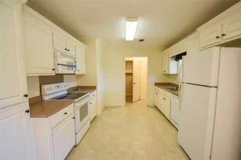 655 Parker Pl, Brandon, MS 39042 photo 7