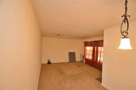 5826 Kinder Dr, Jackson, MS 39211 photo 4