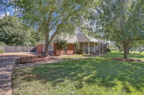 1061 Bayberry Dr, Flowood, MS 39232 photo 2