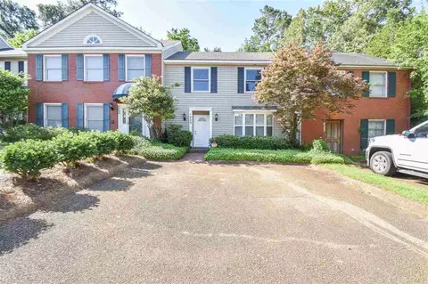 1429 Roxbury Ct, Jackson, MS 39211 photo 2