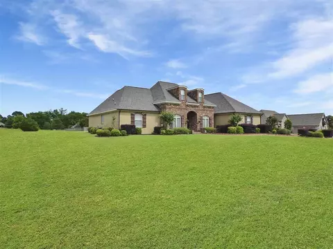 105 Lawrence Dr, Brandon, MS 39047 photo 3