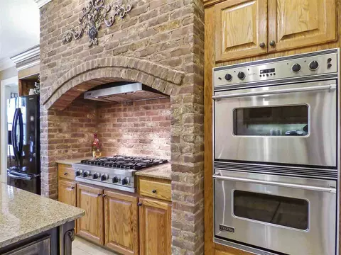105 Lawrence Dr, Brandon, MS 39047 photo 10
