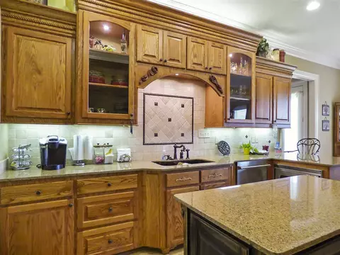 105 Lawrence Dr, Brandon, MS 39047 photo 11