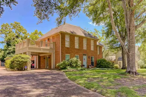 1759 Plantation Blvd, Jackson, MS 39211 photo 2