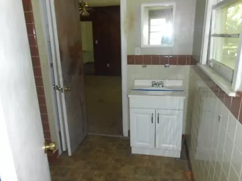 4026 Meadowlane Dr, Jackson, MS 39206 photo 9