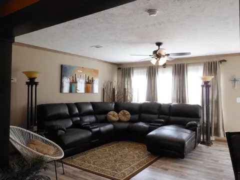 124 Teresa Ln, Flora, MS 39071 photo 2