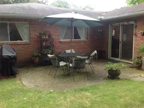 1031 Briarfield Rd, Jackson, MS 39211 photo 8