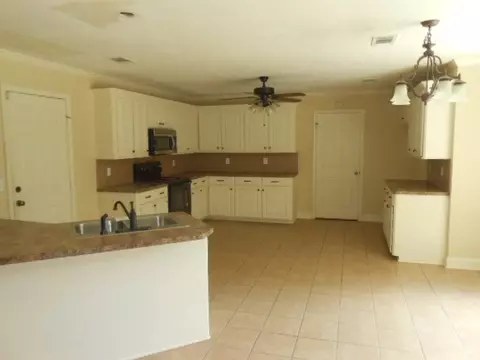 705 Meadowview Cv, Byram, MS 39272 photo 9