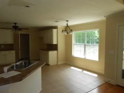 705 Meadowview Cv, Byram, MS 39272 photo 6