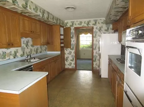 175 Bristol Blvd, Jackson, MS 39204 photo 4