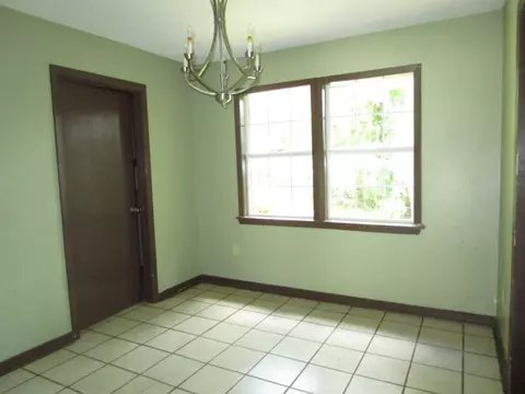 166 York Dr, Jackson, MS 39209 photo 3