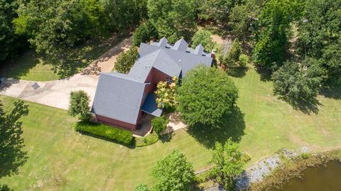 402 Bragg St, Brandon, MS 39047 photo 1