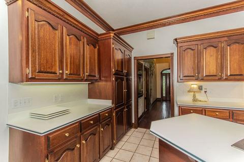 402 Bragg St, Brandon, MS 39047 photo 17