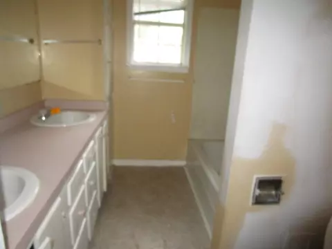 2929 Charleston Dr, Jackson, MS 39212 photo 6