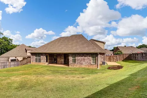 140 Marion Dr, Clinton, MS 39056 photo 32