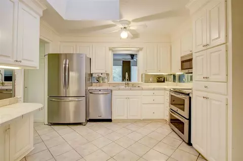 5325 Suffolk Dr, Jackson, MS 39211 photo 6