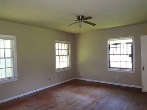 167 Beverly Cir, Jackson, MS 39209 photo 10