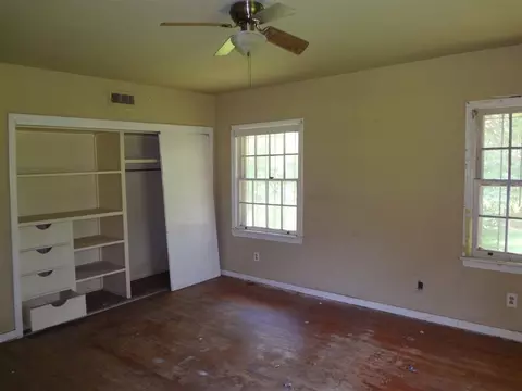 167 Beverly Cir, Jackson, MS 39209 photo 11