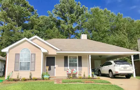 401 Audubon Cir, Brandon, MS 39047 photo 1