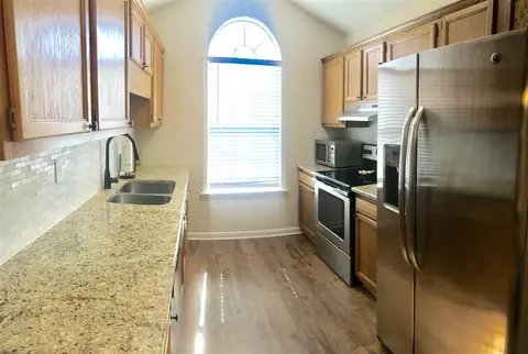 401 Audubon Cir, Brandon, MS 39047 photo 4