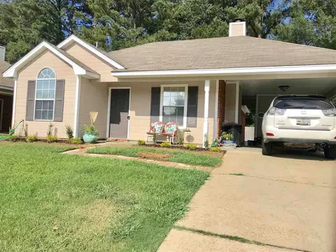 401 Audubon Cir, Brandon, MS 39047 photo 2