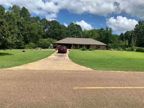 1926 Bill Strong Rd, Edwards, MS 39066 photo 3