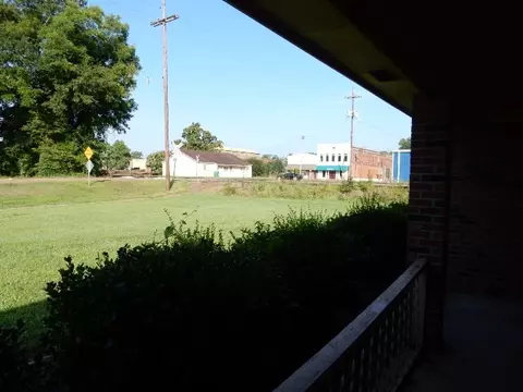 491 E Madison St, Durant, MS 39063 photo 13