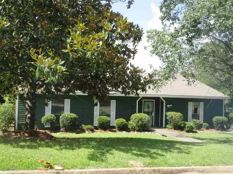 668 Briarcliff Cir, Jackson, MS 39212 photo 1