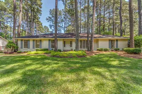 5445 Briarfield Rd, Jackson, MS 39211 photo 1