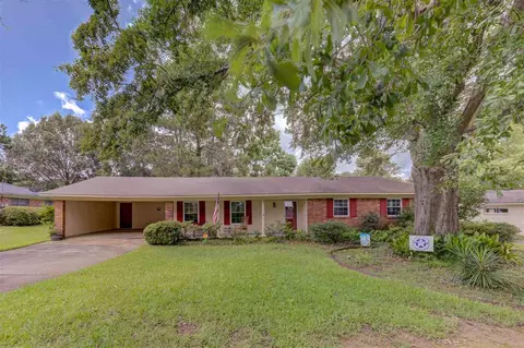 1406 Beverly Dr, Clinton, MS 39056 photo 2