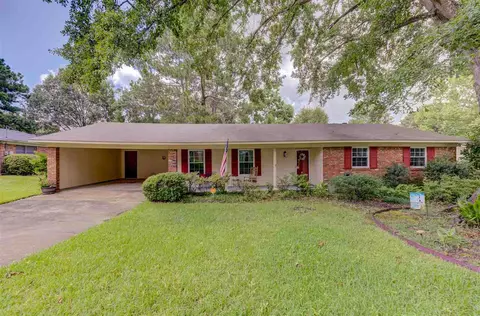 1406 Beverly Dr, Clinton, MS 39056 photo 1