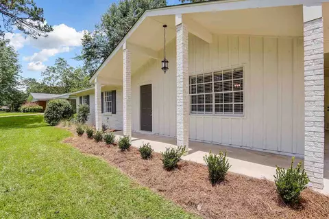 306 Danbar St, Brandon, MS 39042 photo 2