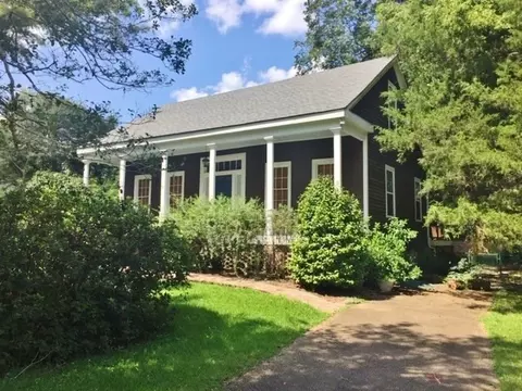 702 Grant St, Summit, MS 39666 photo 2